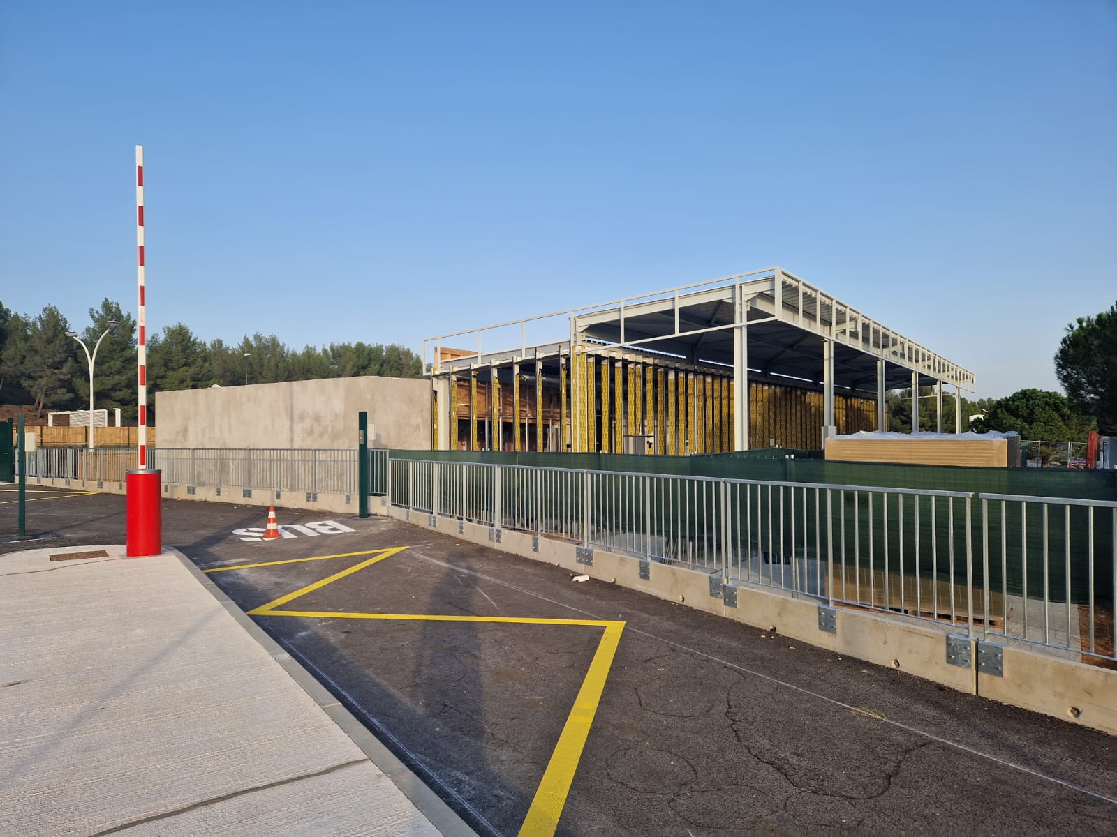 cosytech batiments professionnels La Ciotat image 15