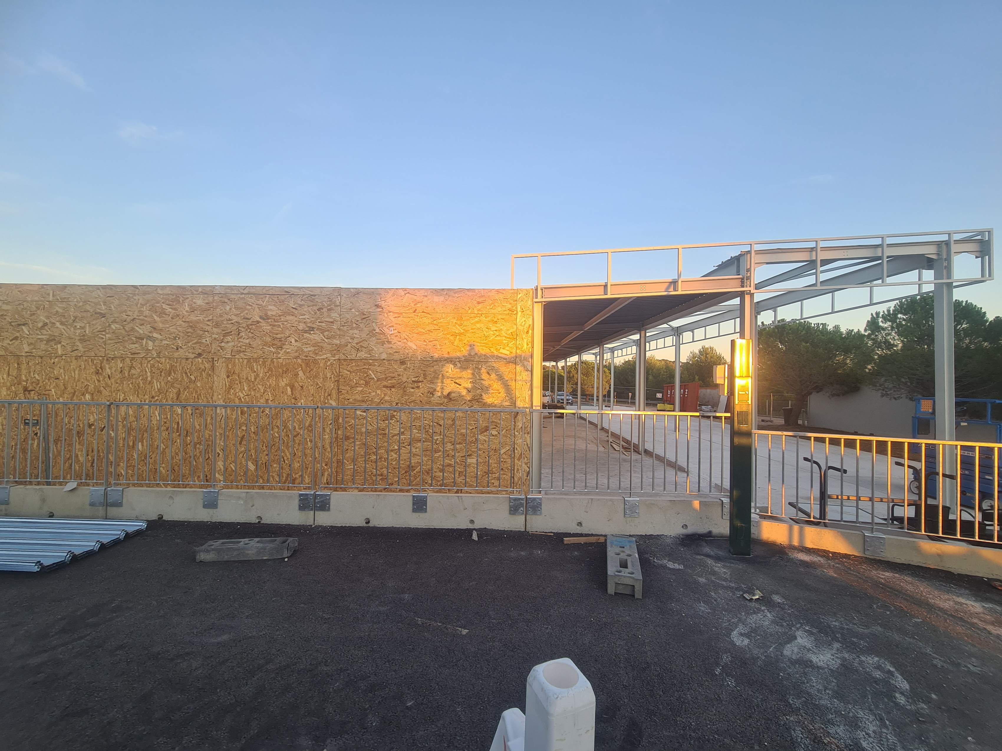 cosytech batiments professionnels La Ciotat image 6